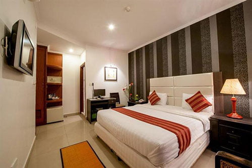 Best Hotel with Girls in Phnom Penh