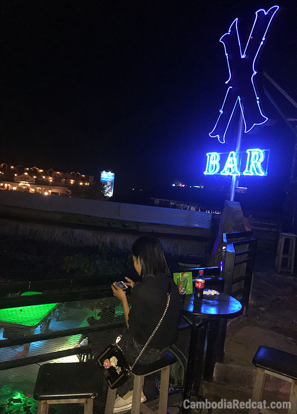 Siem Reap Bar with Girls